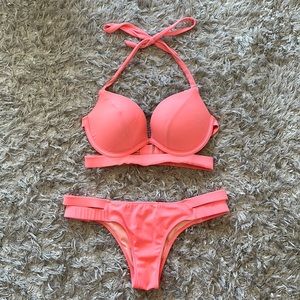 Victoria Secret 2 piece swim padded push-up. Size small.